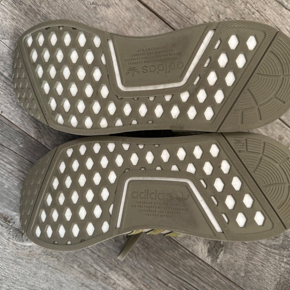Adidas NMD R1 Orbit Green - Picture 5 of 5